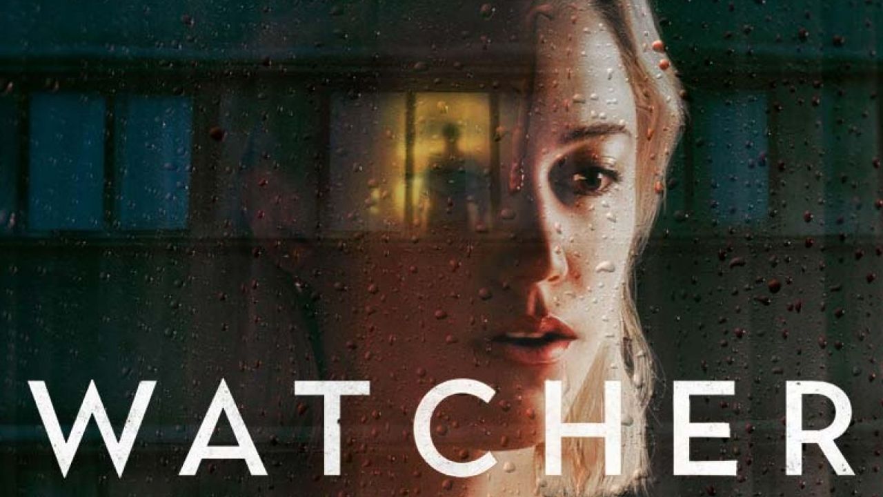 2022'nin En İyi Filmi! 'Watcher' Gerilim Filmlerinin Başında Yer Aldı!
