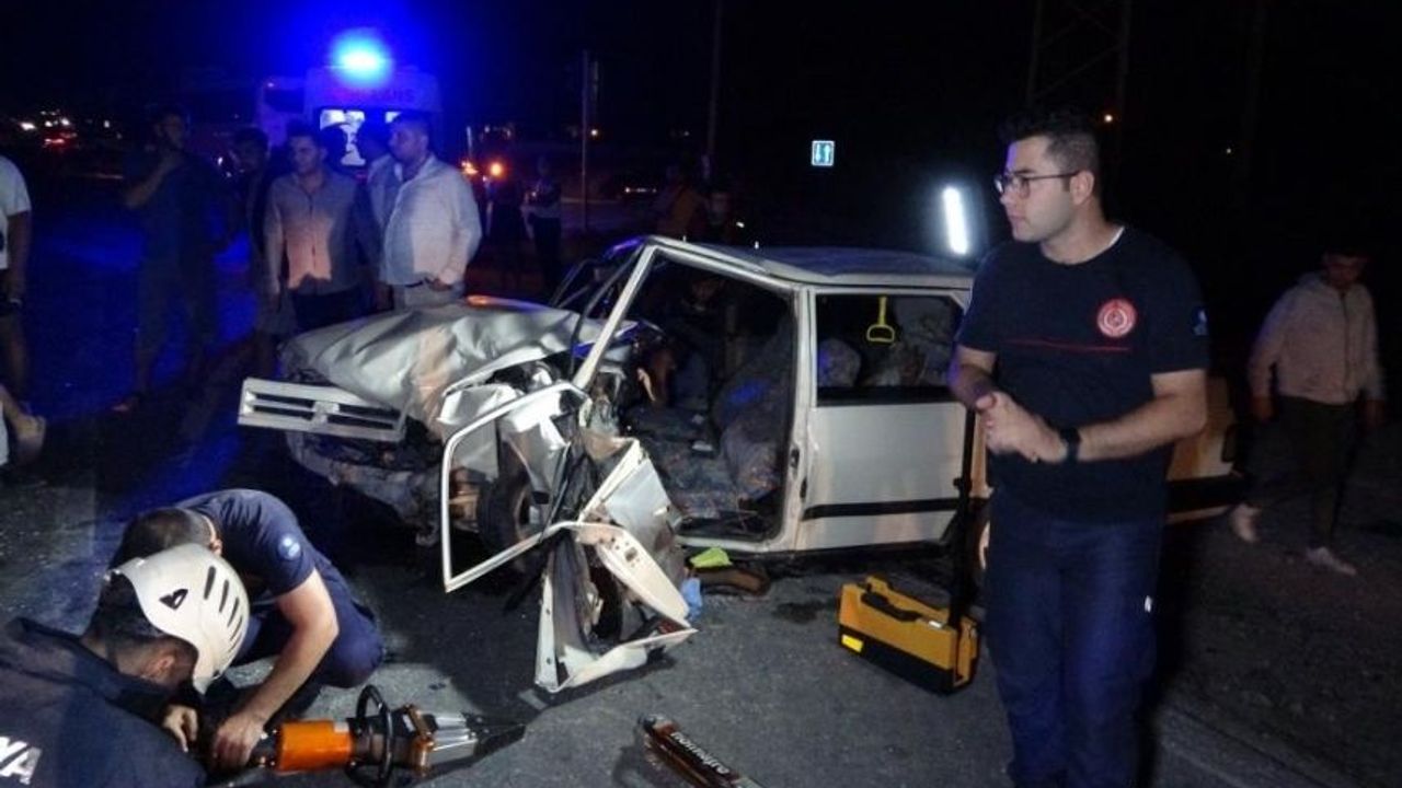 Manavgat'ta Feci Kaza: 3 Kişi Ağrı Yaralandı