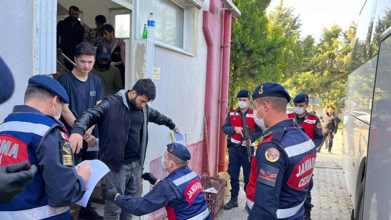 Burdur'da Kaçak Göçle Mücadele