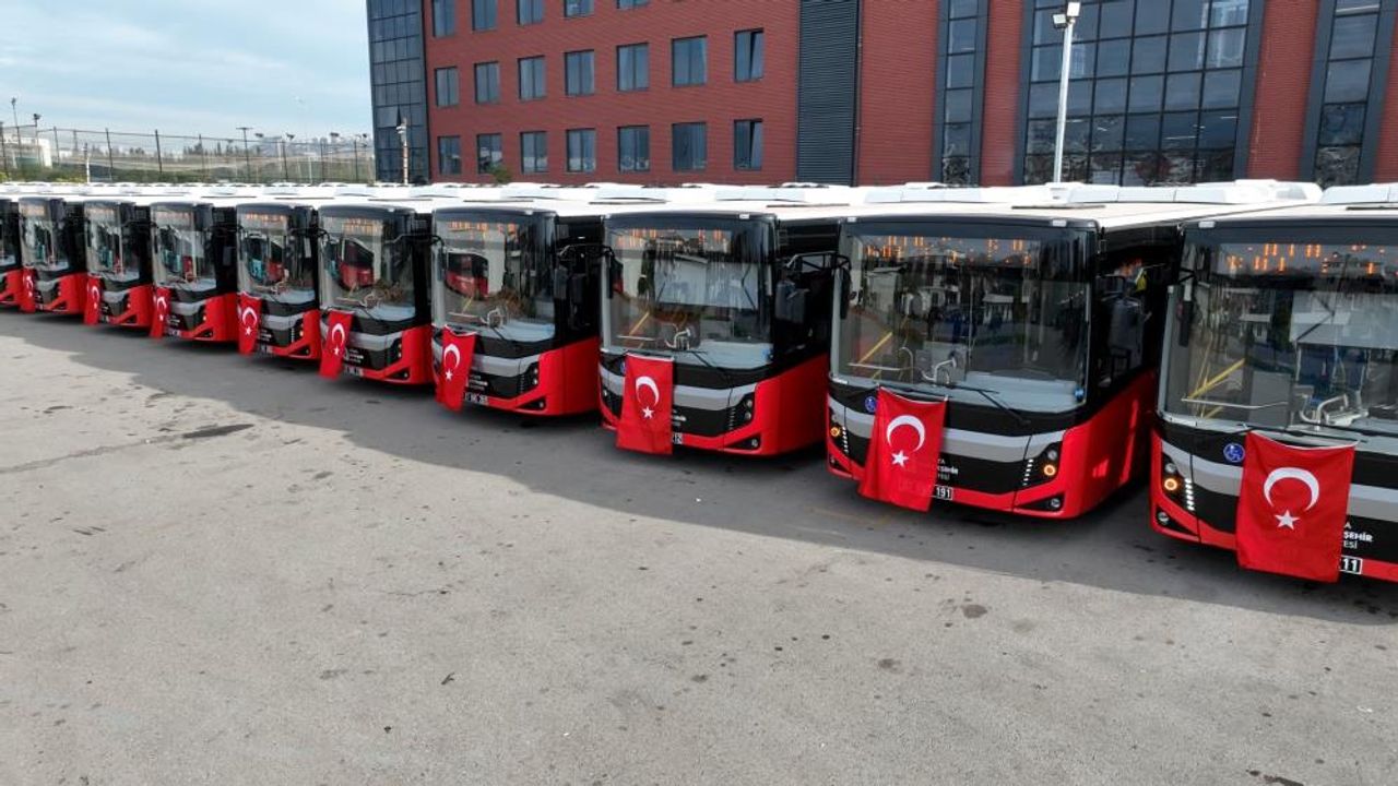 Antalya'da Toplu Ulaşım Güçleniyor: 20 Yeni Çevre Dostu Otobüs