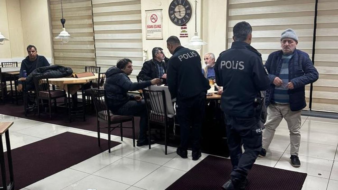 Alanya’da Polis Uygulamasında 2 Aranan Yakalandı