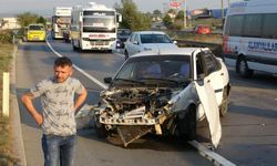 Manavgat'ta Akıl Almaz Kaza: 2 Otomobil Hurdaya Döndü