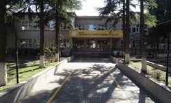 Burdur’un Tarihi Okullarından Burdur Mesleki Ve Teknik Anadolu Lisesi