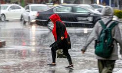 Burdur'da hava parçalı çok bulutlu, aralıklı sağanak yağışlı