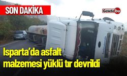 Isparta’da Asfalt Malzemesi Yüklü Tır Devrildi