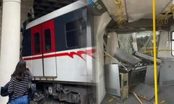 İzmir'de Metro Raydan Çıktı: 3 Yaralı