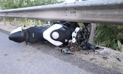 Bariyere çarparak 27 metre savrulan motosiklet sürücüsü hayatını kaybetti