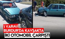 Burdur'da kavşakta iki otomobil çarpıştı: 1 yaralı