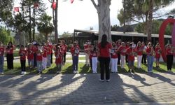 Kemer Belediyesi Gençlik Orkestrası’ndan mini konser