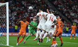 Hollanda-Türkiye mücadelesi bitti mi? Maçı kim kazandı?