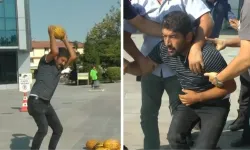 Konya'da Çiftçiden Belediye Önünde Eylem