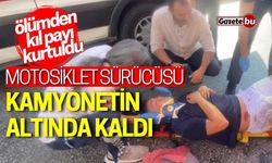 Kontrolden Çıkan Motosikletli Kamyonetin Altında Kaldı