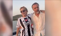 Sharon Stone'a Bodrum’da Beşiktaş Forması Hediye Edildi