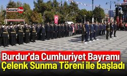 Burdur'da Cumhuriyet Bayramı Çelenk Sunma Töreni ile başladı