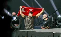 İbo Aslan, UFC 308'de Rafael Cerqueira'yı Nakavtla Yendi