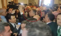 TBMM'de kayyum protestosu! Bakan Yerlikaya ile CHP'li vekiller arasında arbede