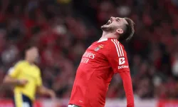 Benfica, Estoril’i 3-0 yenerken liderliğe yükseldi! Kerem ve Orkun’un performansı ne durumda?