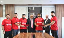 Muratpaşa Belediyespor 2025 Güreş sezonuna iddialı başpehlivanlarla başlıyor