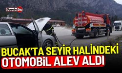 Bucak'ta seyir halindeki araç alev aldı!