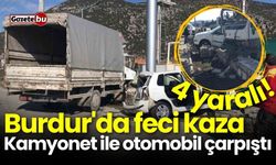 Burdur'da Feci Kaza: Kamyonet ile Otomobil Çarpıştı