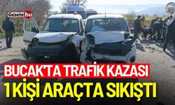 Bucak'ta trafik kazası: 1 kişi araçta sıkıştı