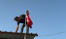 Şehit babasının talebiyle bayrak değişimi gerçekleşti