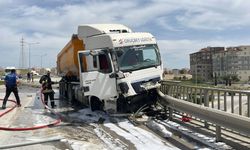 Kamyon şehirde korku yarattı! Bariyerleri aşıp uçmaya ramak kaldı