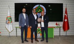 Bakan Gardiyanoğlu'ndan, Çavuşoğlu'na taziye ziyareti