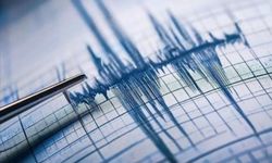 Deprem 269 Km yer altından geldi: Meksika 6.2 ile sallandı