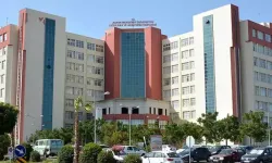Hastanede rüşvet skandalı! Profesör ve sekreteri gözaltında