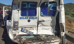 Beton mikseri dolmuşa çarptı: 1 ölü, 13 yaralı