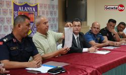 Alanya'da zabıtadan taksilere sivil takip