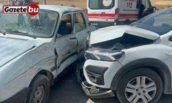 İki otomobilin çarpıştığı kazada 5 kişi yaralandı