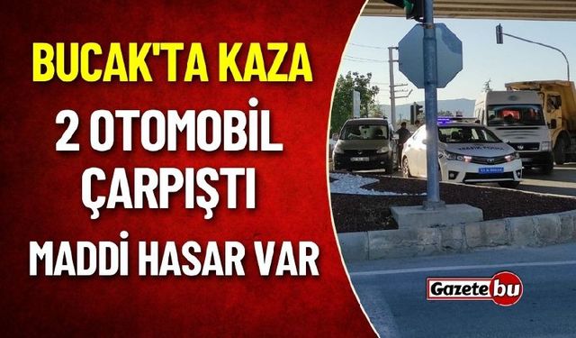 Bucak'ta 2 Otomobil Çarpıştı Maddi Hasar Var