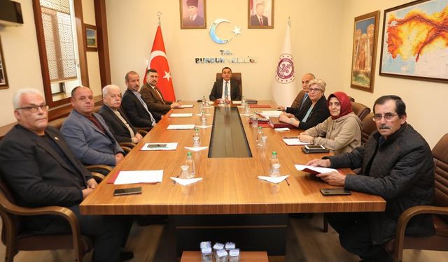 Burdur Valisi Türker Öksüz, Birlik Toplantılarına Başkanlık Etti