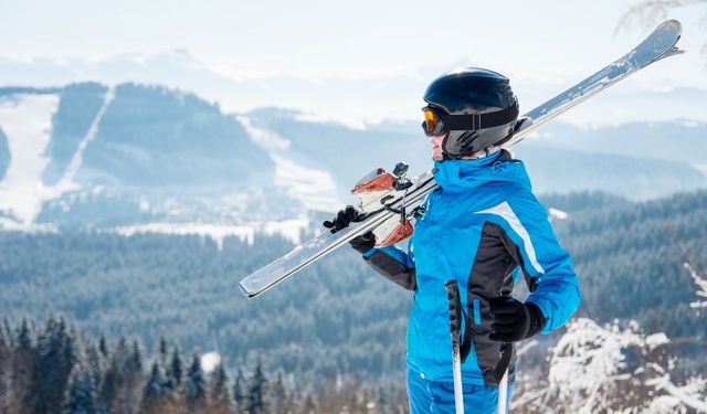 Kış Tatili İçin Şok Fiyatlar! Kayak Merkezleri Cep Yakıyor