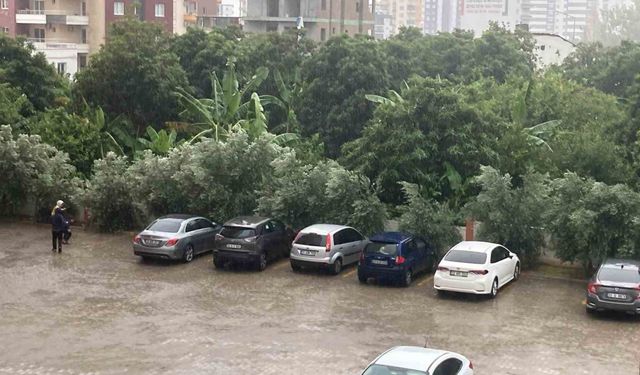 Mersin’de Toroslardan sahile kadar yağmur etkili oldu