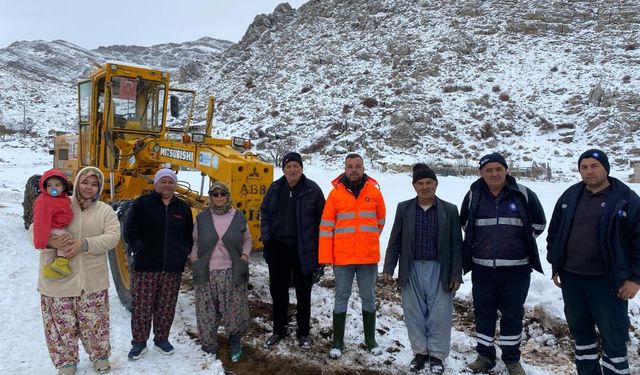 Yaylada kardan dolayı mahsur kalan vatandaşlar kurtarıldı