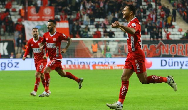 Trendyol Süper Lig: Antalyaspor: 2 - Sivasspor: 1