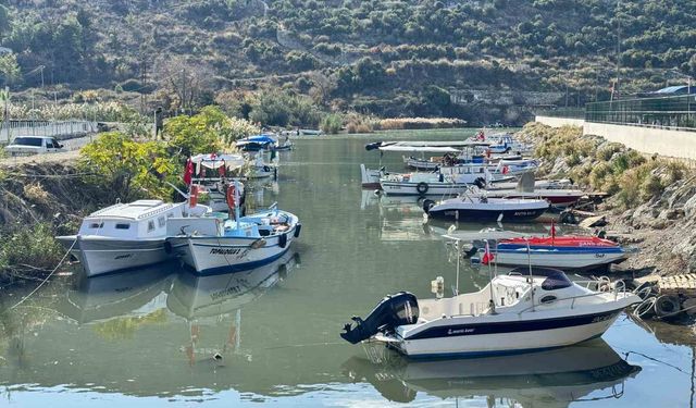 Balıkçılar batma riskiyle karşı karşıya: Sorunlarına çözüm arıyorlar