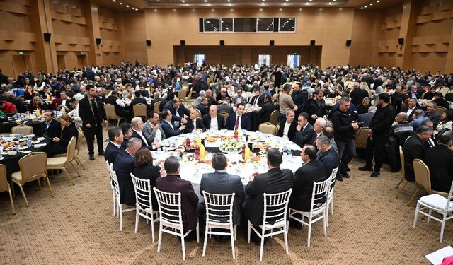 Antalya Esnaf ve Protokol iftar sofrasında buluştu