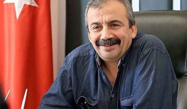 SON DAKİKA: Sırrı Süreyya Önder hayatını kaybetti.