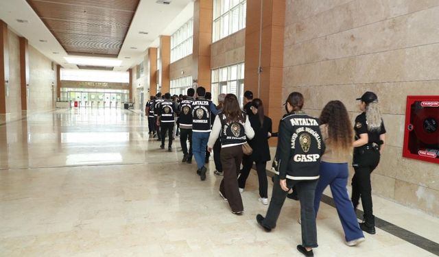 "Çarşaf" operasyonu: 42 milyon TL'lik mal varlığına el konuldu