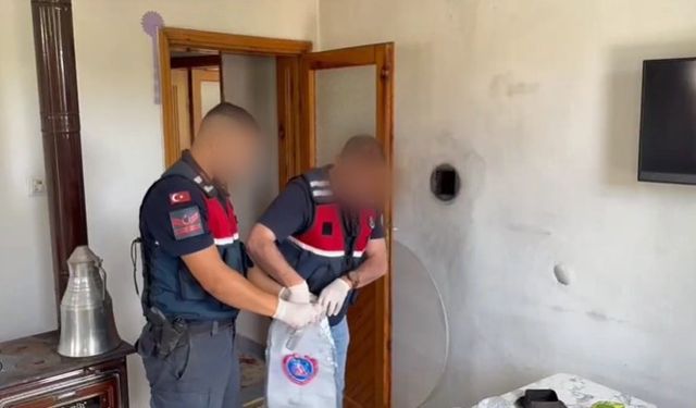 Antalya'da yasa dışı silah ve mühimmat operasyonu