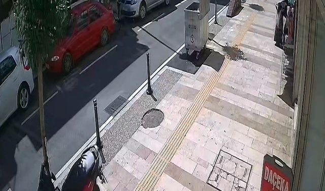 Otomobile yandan çarpan 3 yaşındaki çocuk yaralandı