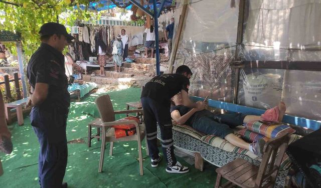 Fransız turist denizden tahliye operasyonuyla kurtarıldı