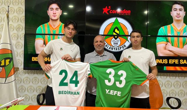 Alanyaspor, iki yerli oyuncu ile sözleşme imzaladı