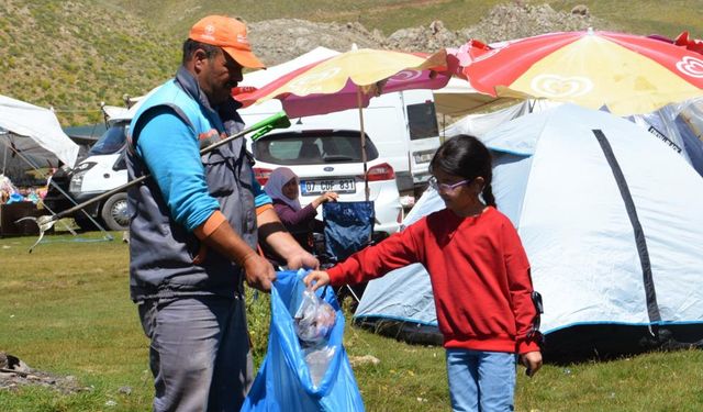 Alanya'da yaylalara katı atık toplama hizmeti sunuluyor