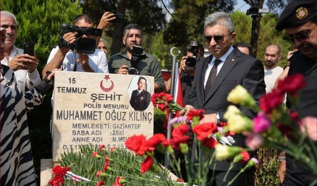 Antalya'da şehit annelerinin gözüyaşlı duaları 15 Temmuz'un acısını tazelendi
