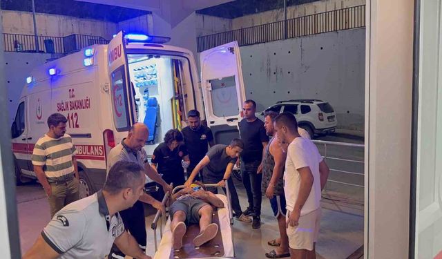 Otomobil yayla yolunda uçuruma yuvarlandı: 2 yaralı